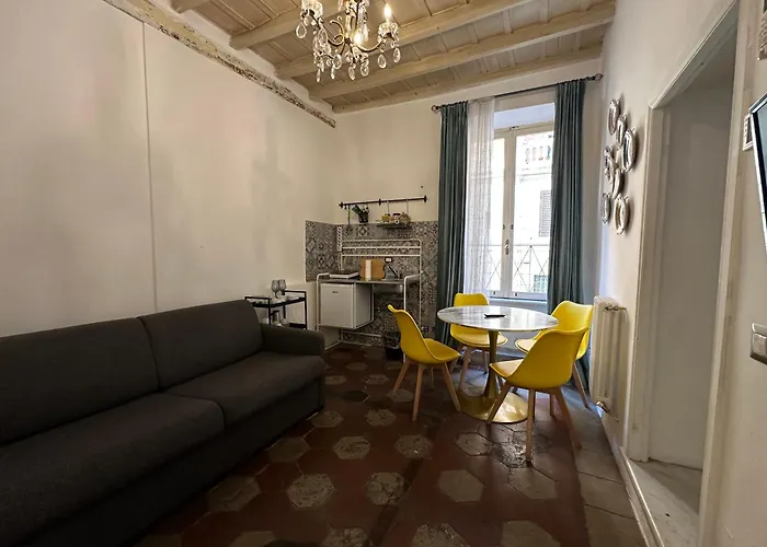 The Eight - Pantheon Apartament *